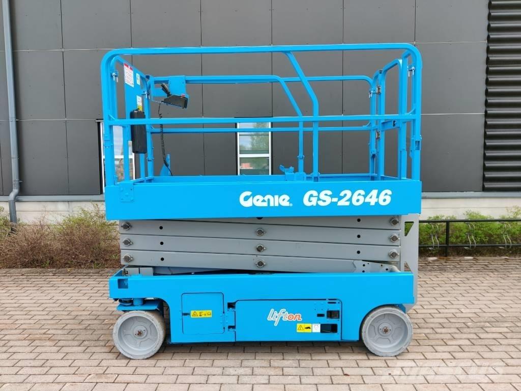 Genie GS 2646 Вертикальні щоглові підйомники