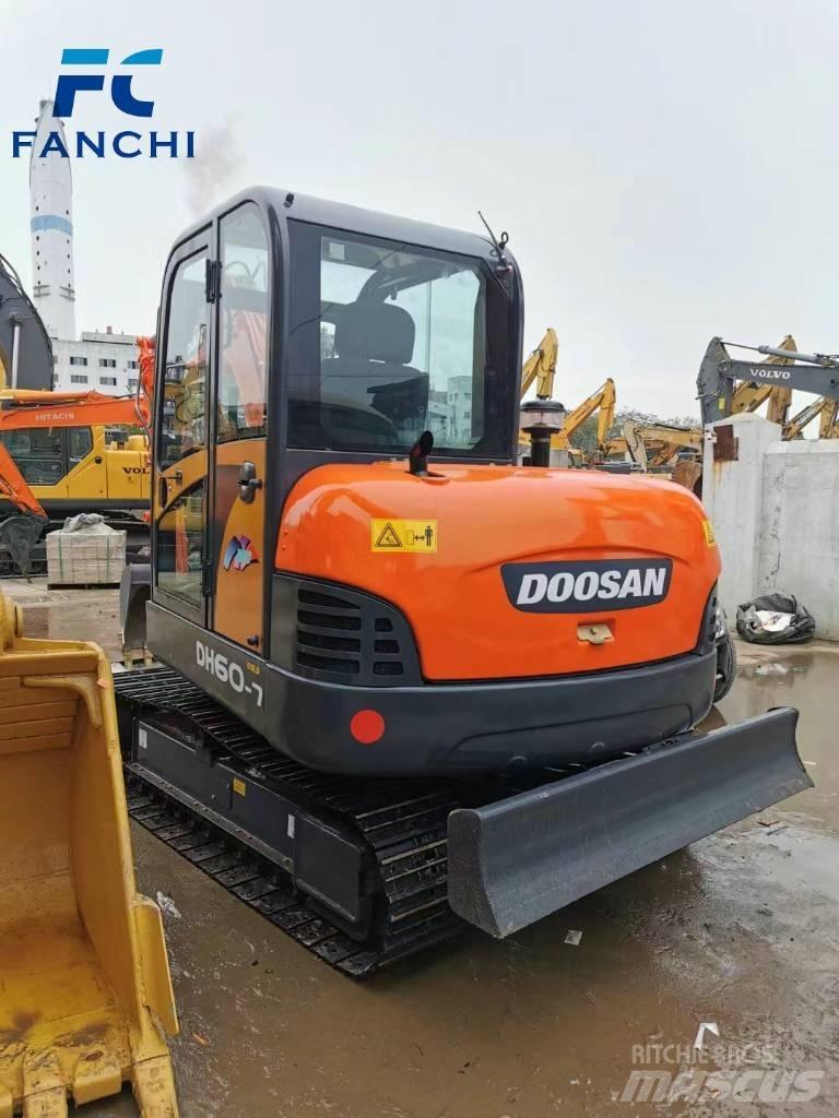 Doosan DH 60-7 Міні-екскаватори < 7т