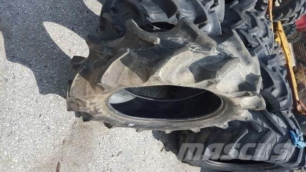  Pneus 9.5-24 Колеса