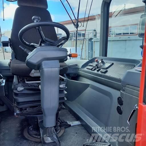 Kalmar TR618i Термінальні трактори