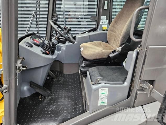 Mecalac AX 850 Фронтальні навантажувачі