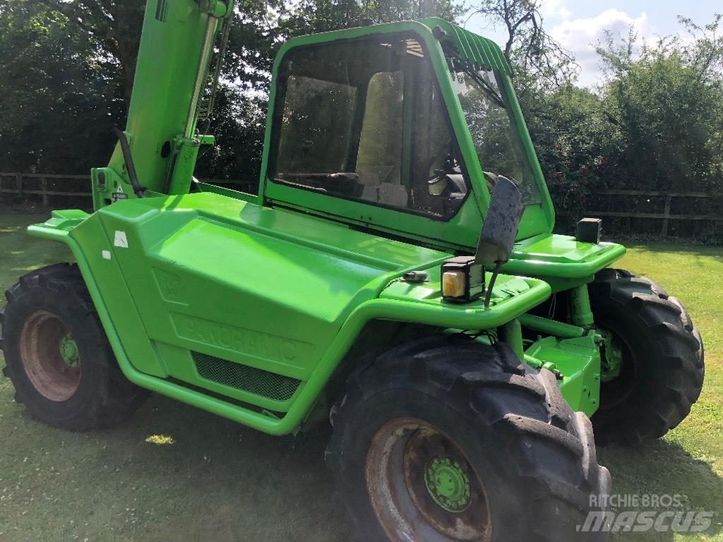 Merlo P25.9 Телескопічні навантажувачі