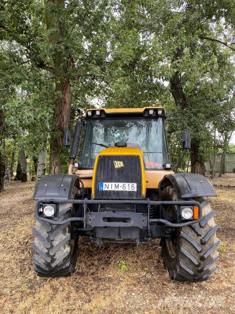 JCB Fastrac 3185 Трактори