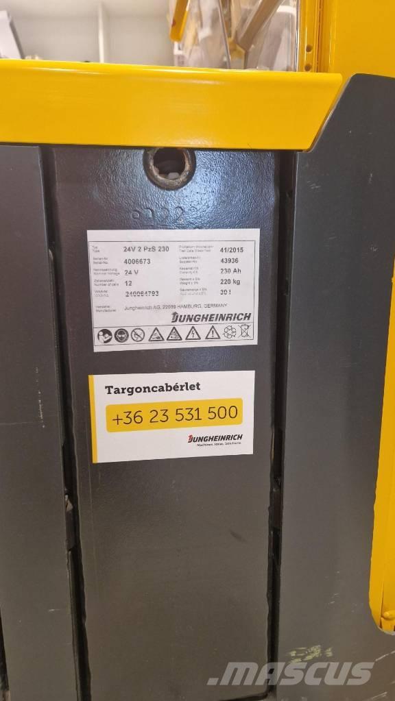 Jungheinrich EJD 220 Самохідні електроштабелери