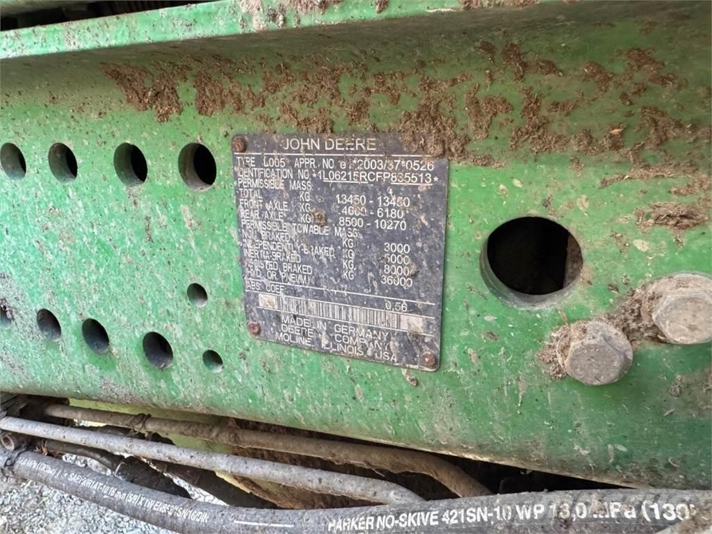 John Deere 6215 R Трактори