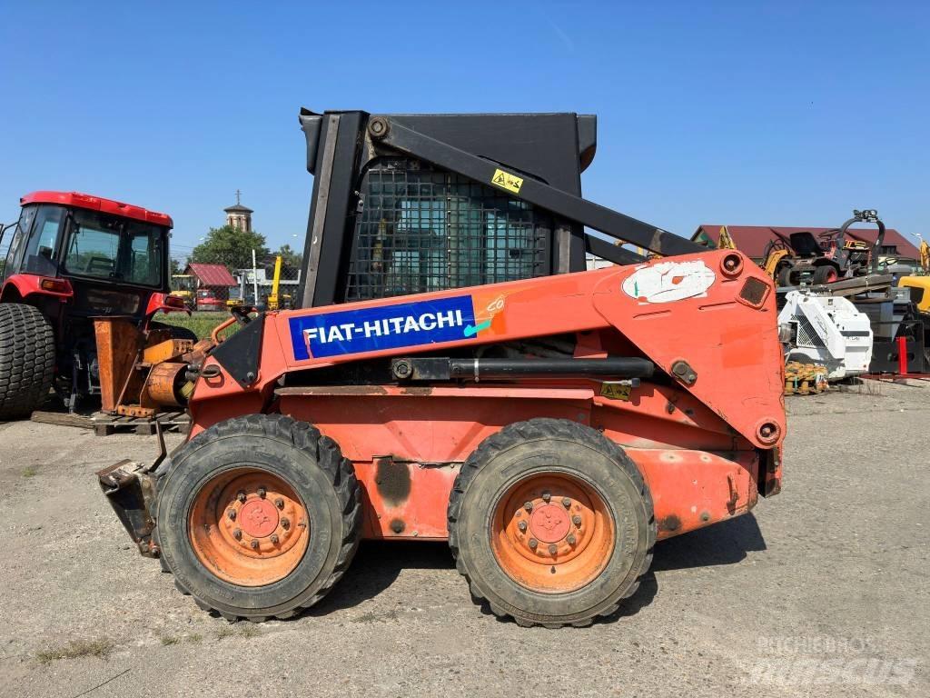 Fiat-Hitachi SL55B Міні-навантажувачі