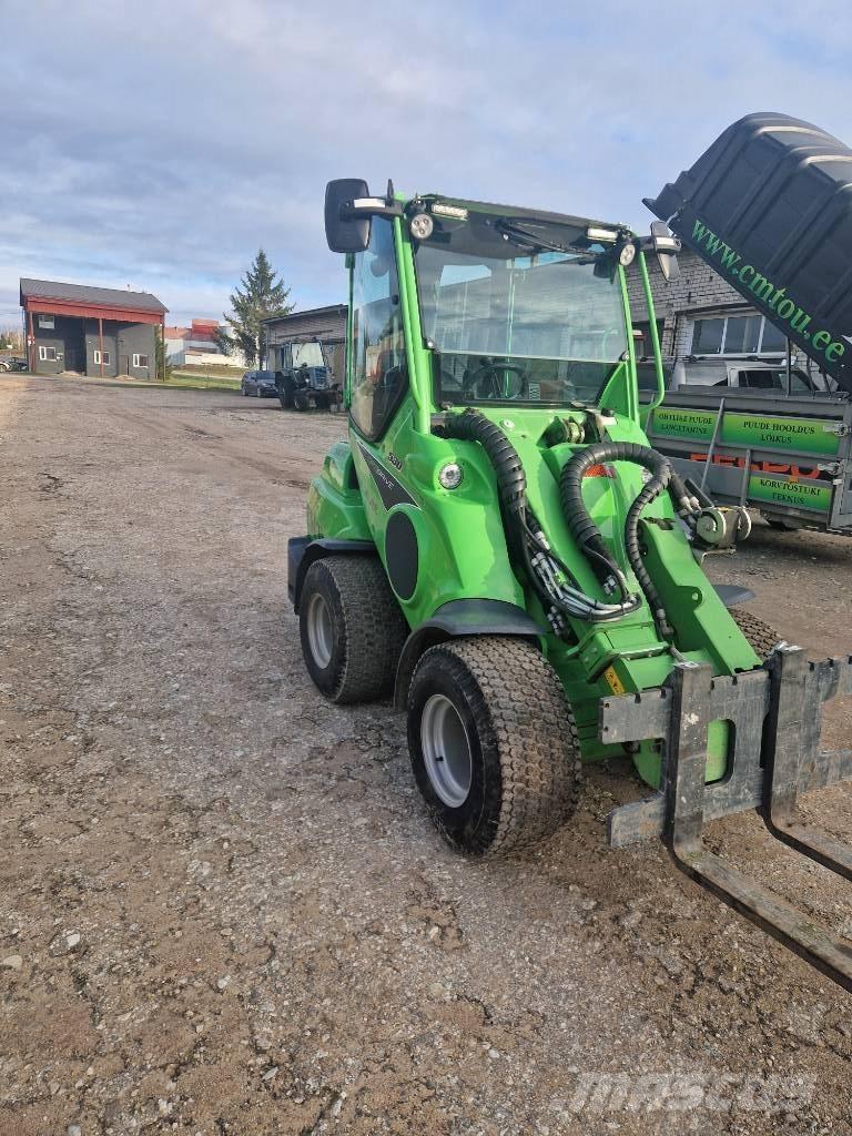 Avant 530 Малі навантажувачі