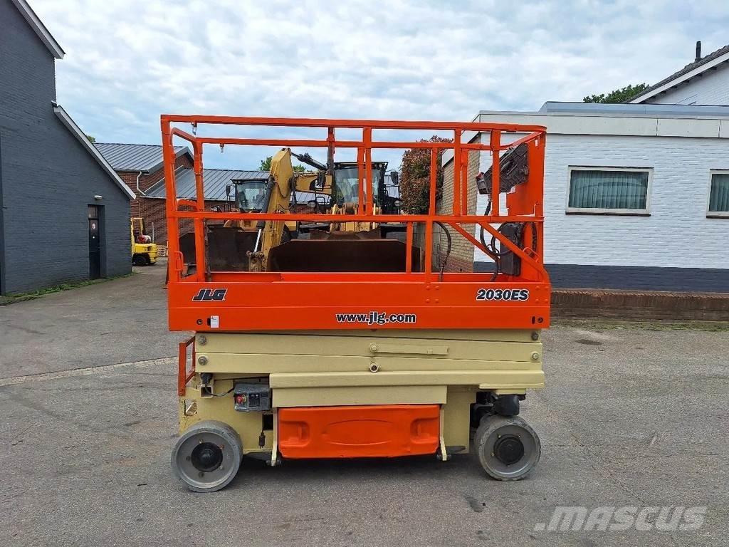 JLG 2030 ES Підйомники-ножиці