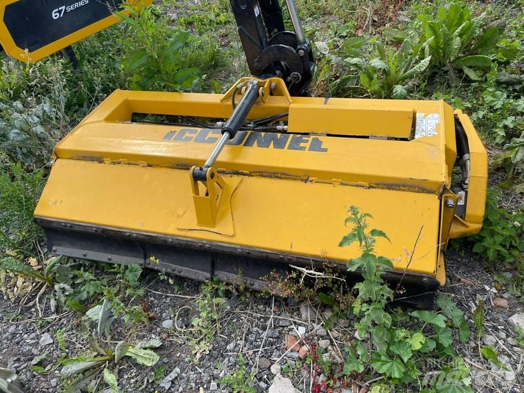 McConnel PA6567T Кущорізи