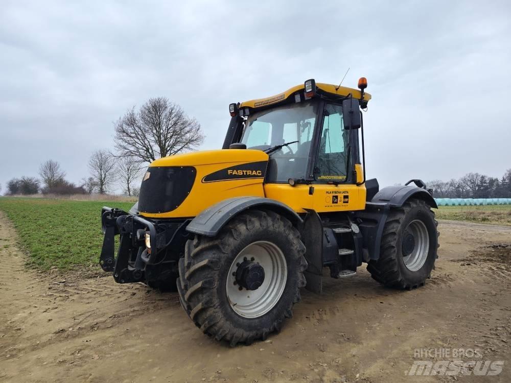 JCB Fastrac 3200 Трактори
