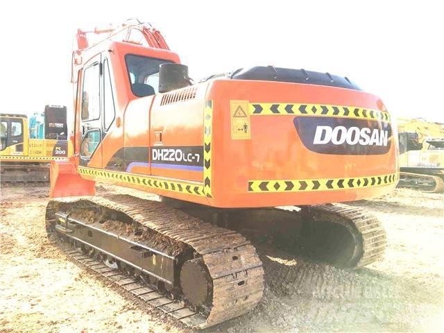 Doosan dh220lc-7 Гусеничні екскаватори