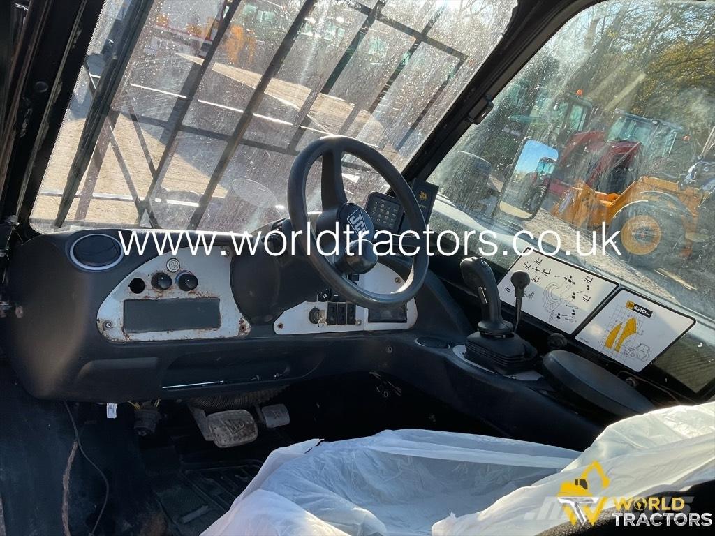 JCB 520-40 Телескопічний навантажувач