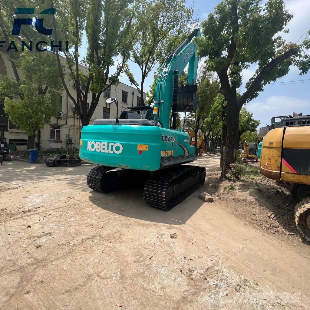 Kobelco SK 200 Гусеничні екскаватори