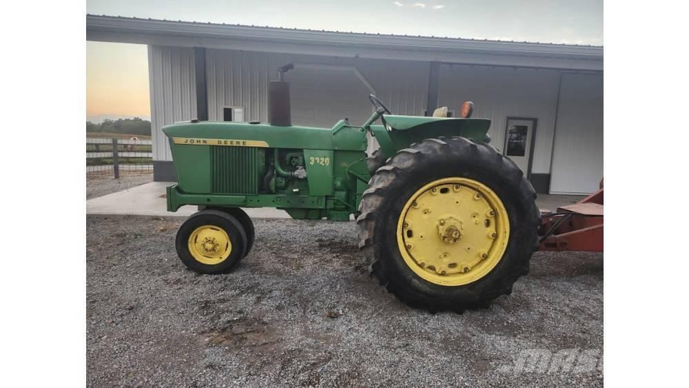 John Deere 3020 Трактори