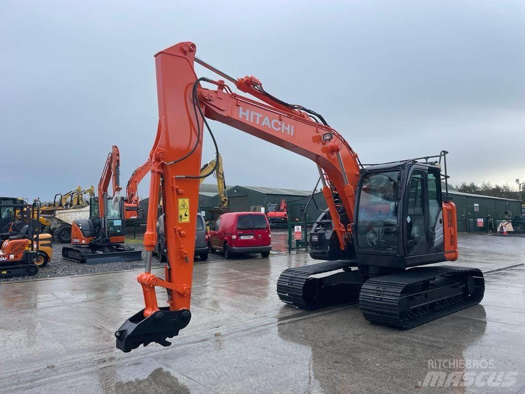 Hitachi ZX 135 US-6 Гусеничні екскаватори