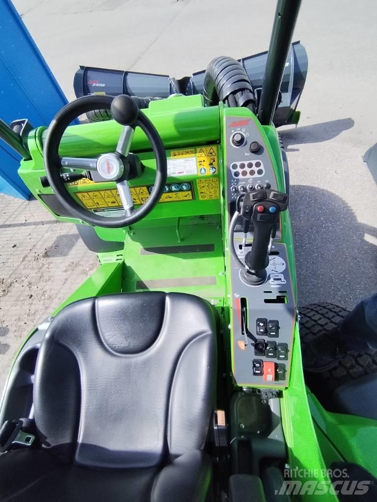 Avant 860 i Навантажувачі зі змінним робочим обладнанням