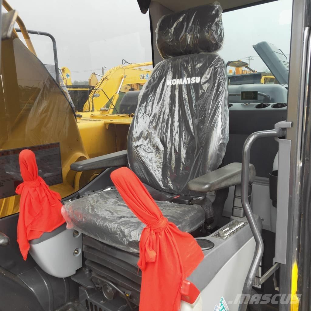 Komatsu PC200-8 Гусеничні екскаватори