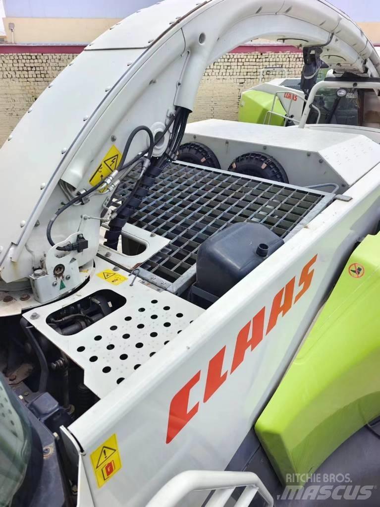 CLAAS Jaguar 850 Кормозбиральні комбайни