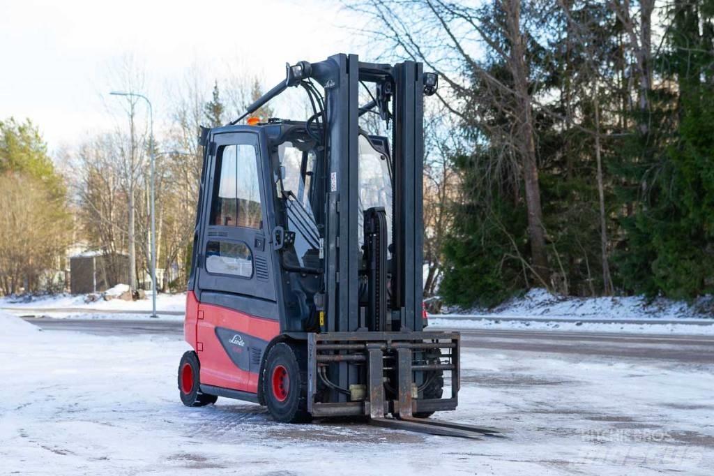 Linde E 25 Електронавантажувачі