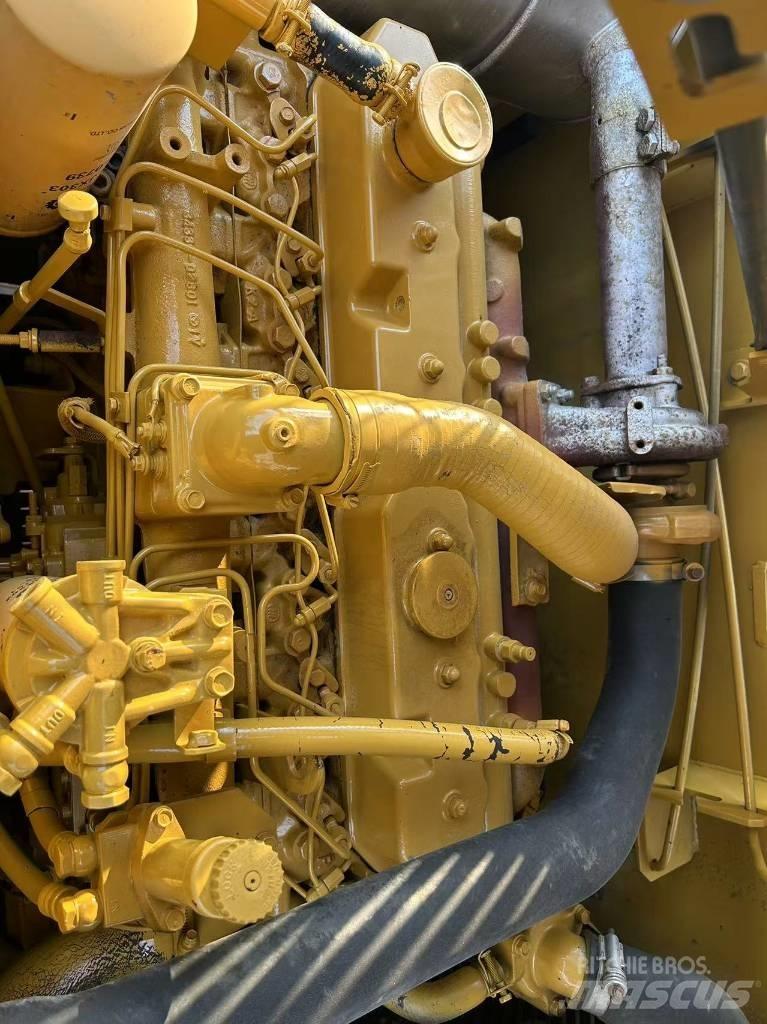 CAT 320 C Гусеничні екскаватори