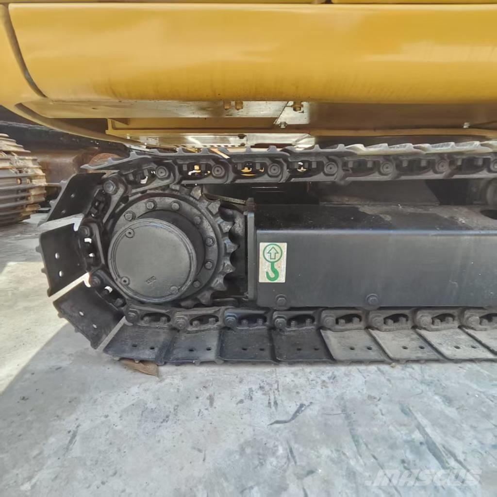 CAT 305.5 Гусеничні екскаватори