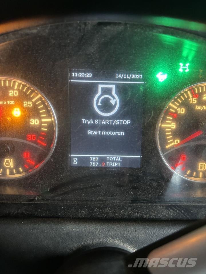 GiANT 4548 TENDO Телескопічні навантажувачі