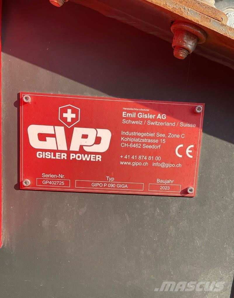 GIPO P090 GIGA Мобільні дробарки