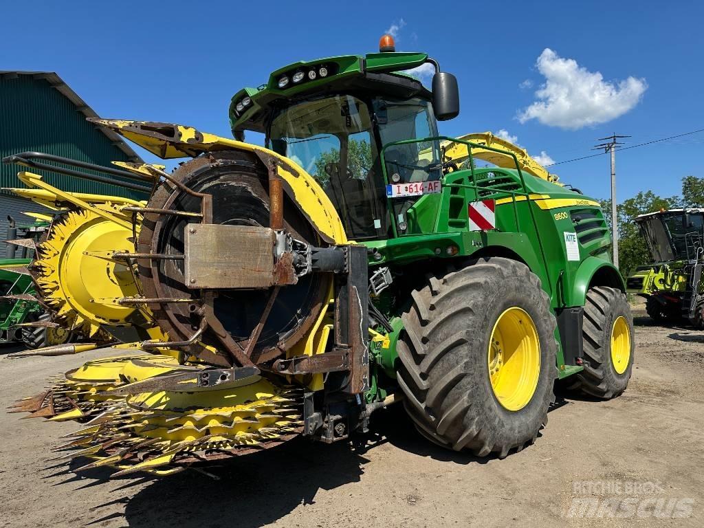 John Deere 8600 Кормозбиральні комбайни