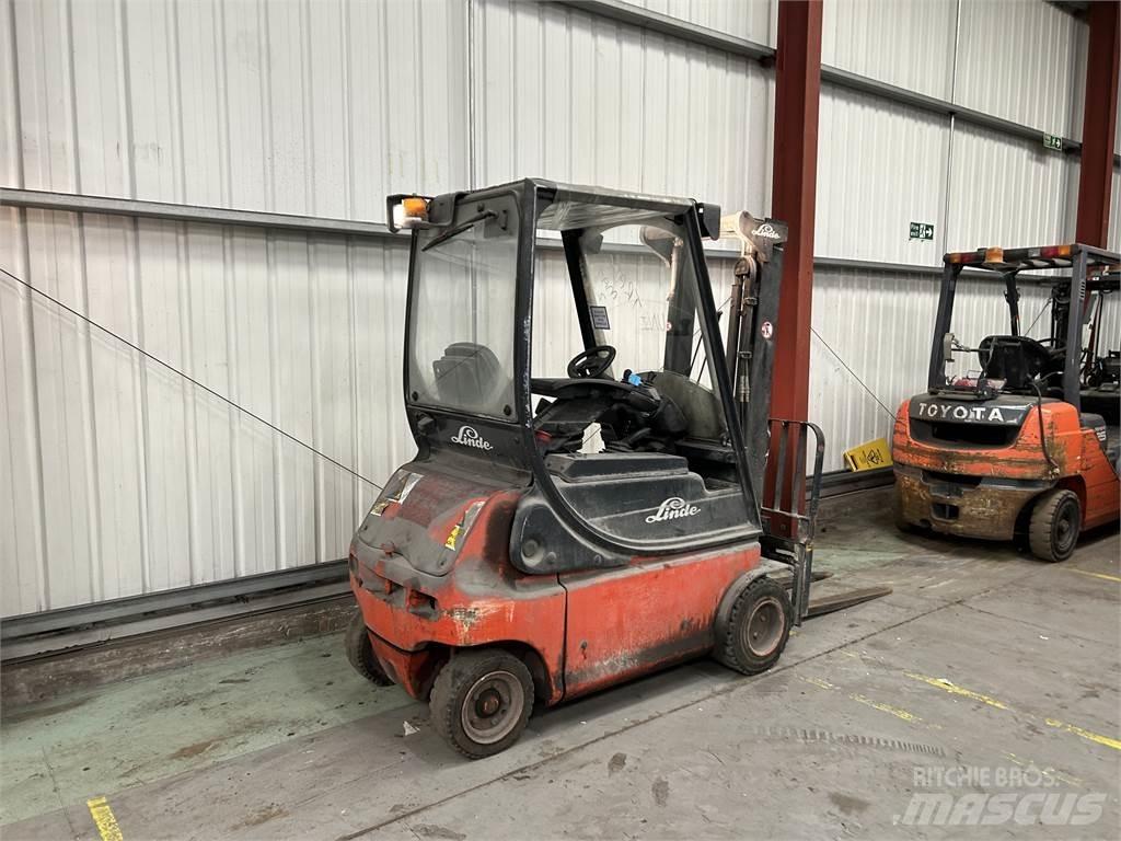 Linde E18P-02 Електронавантажувачі