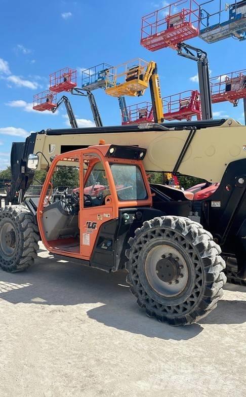 JLG 1055 Телескопічні навантажувачі