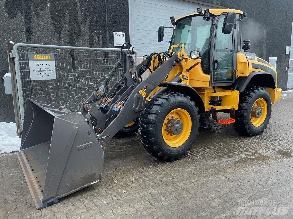 Volvo L45H Фронтальні навантажувачі