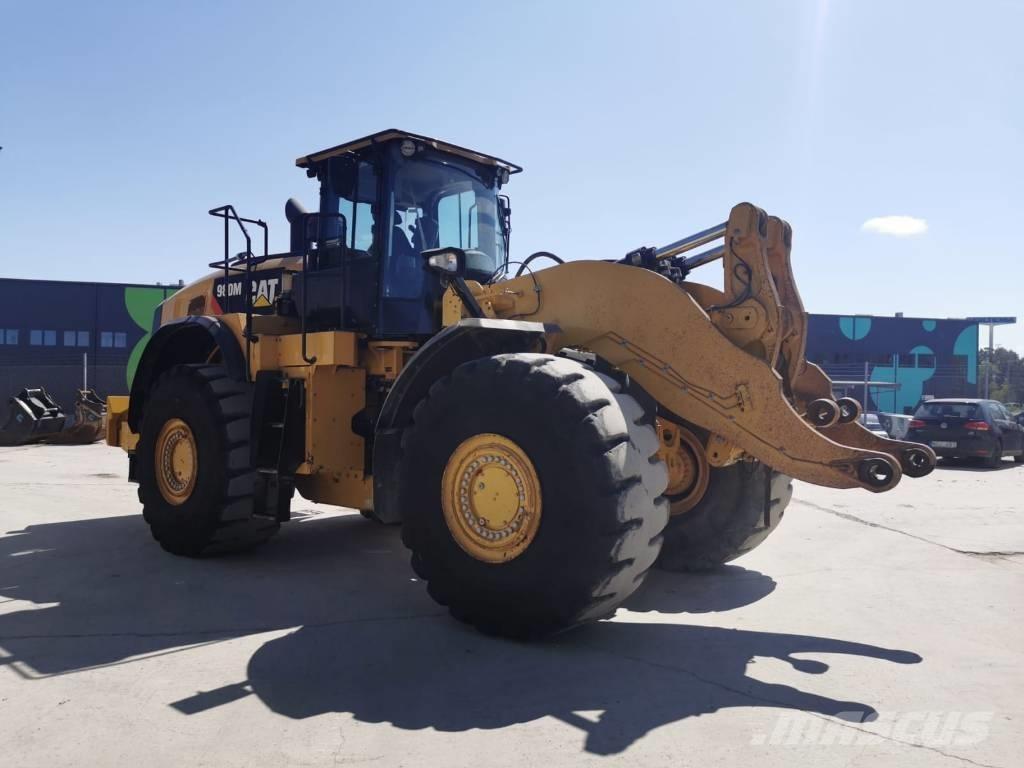 CAT 980M Фронтальні навантажувачі