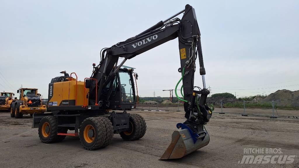 Volvo EWR 150 Колісні екскаватори
