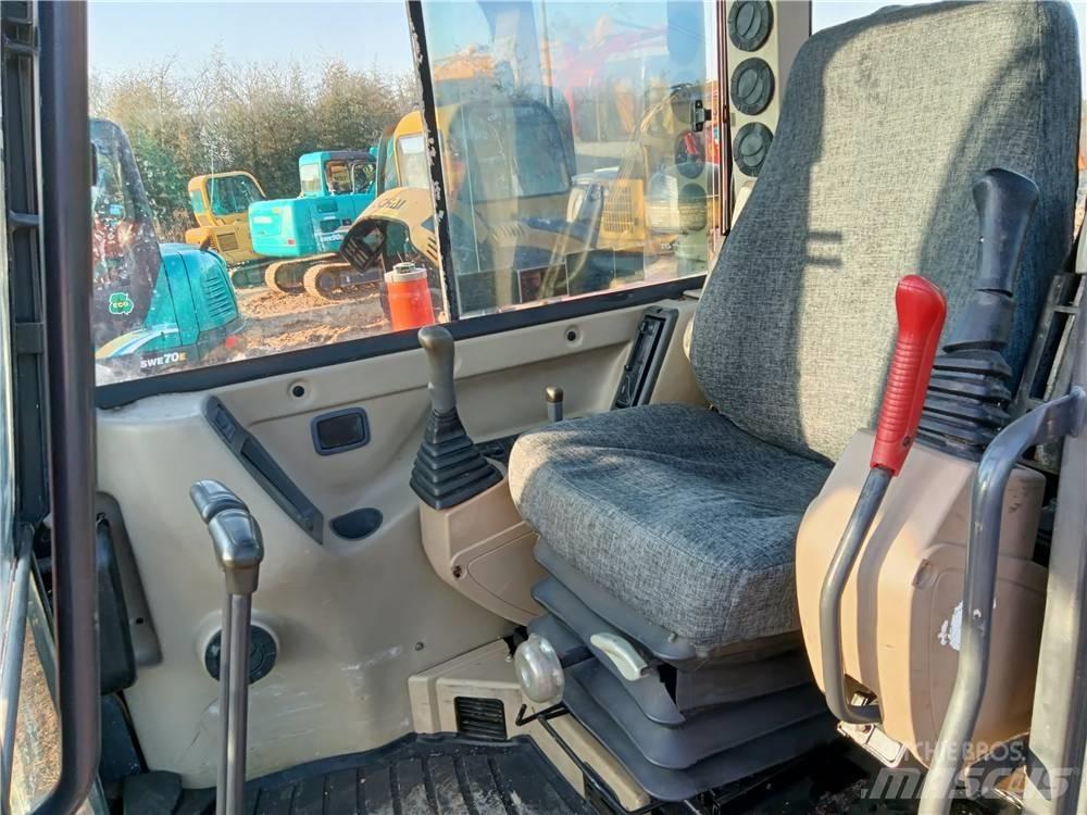 Doosan DH60-7 Гусеничні екскаватори
