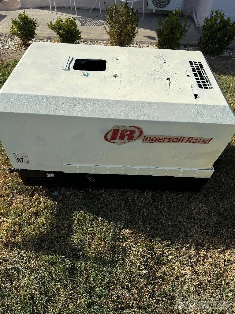 Ingersoll Rand R-105 Компресори