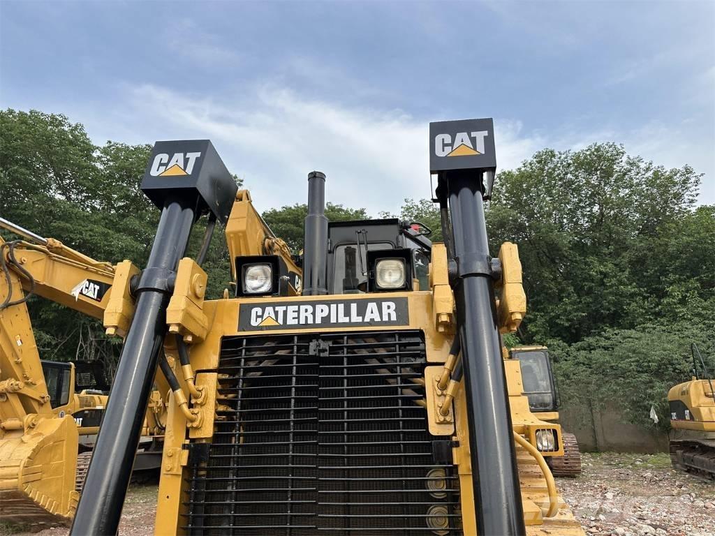 CAT D 7 R Гусеничні бульдозери