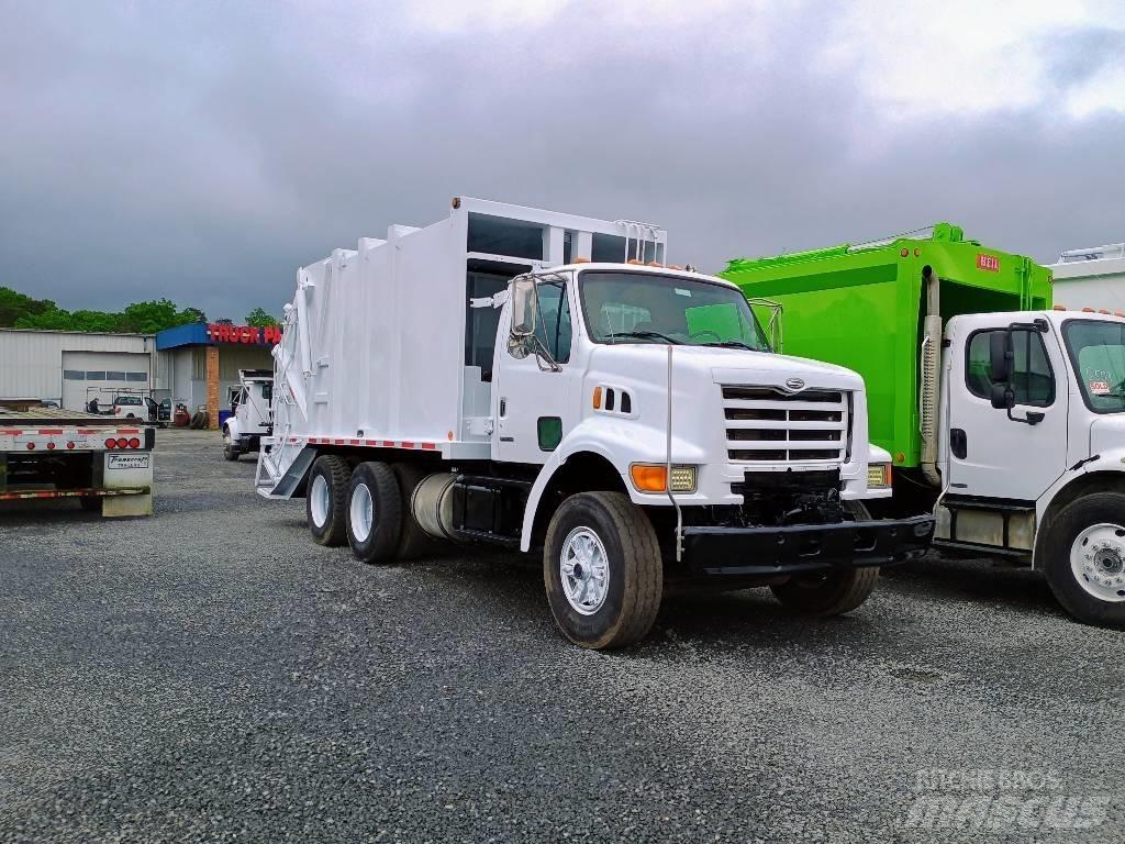 Sterling L7500 Сміттєвози