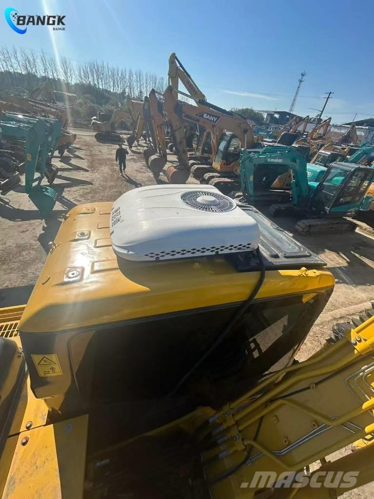 Komatsu PC 130 Гусеничні екскаватори