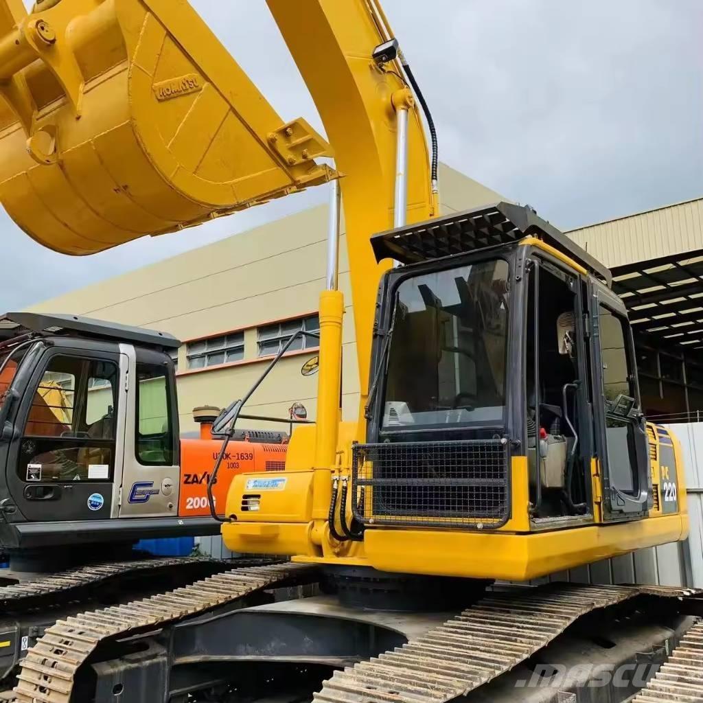 Komatsu PC 200 Гусеничні екскаватори