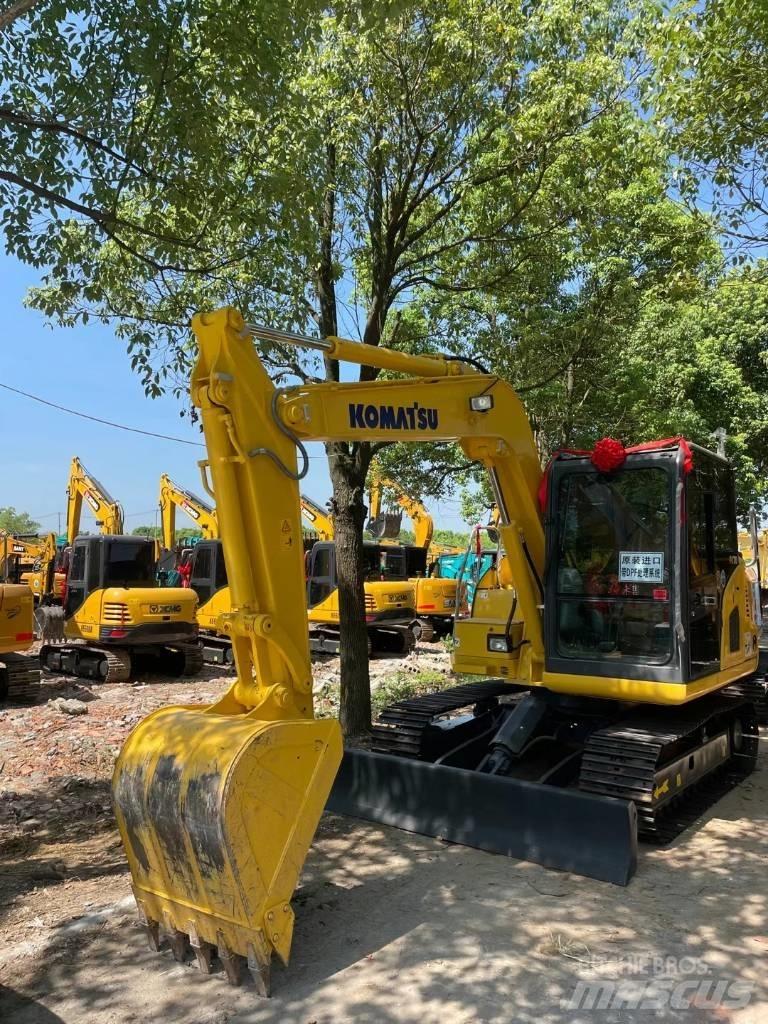 Komatsu PC70-8 Гусеничні екскаватори