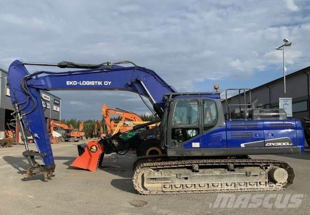 Doosan DX300 LC-5 Гусеничні екскаватори