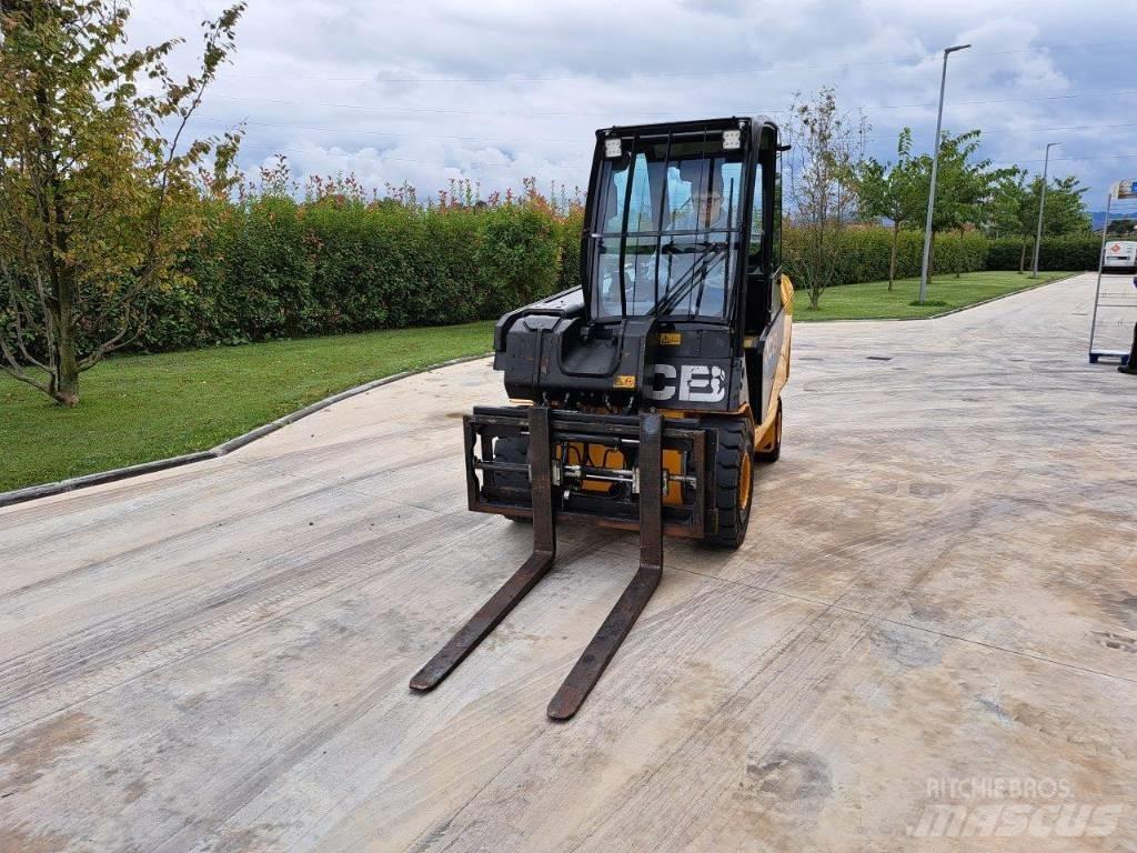 JCB TLT 30-19E Річ-трак із високим підйомом