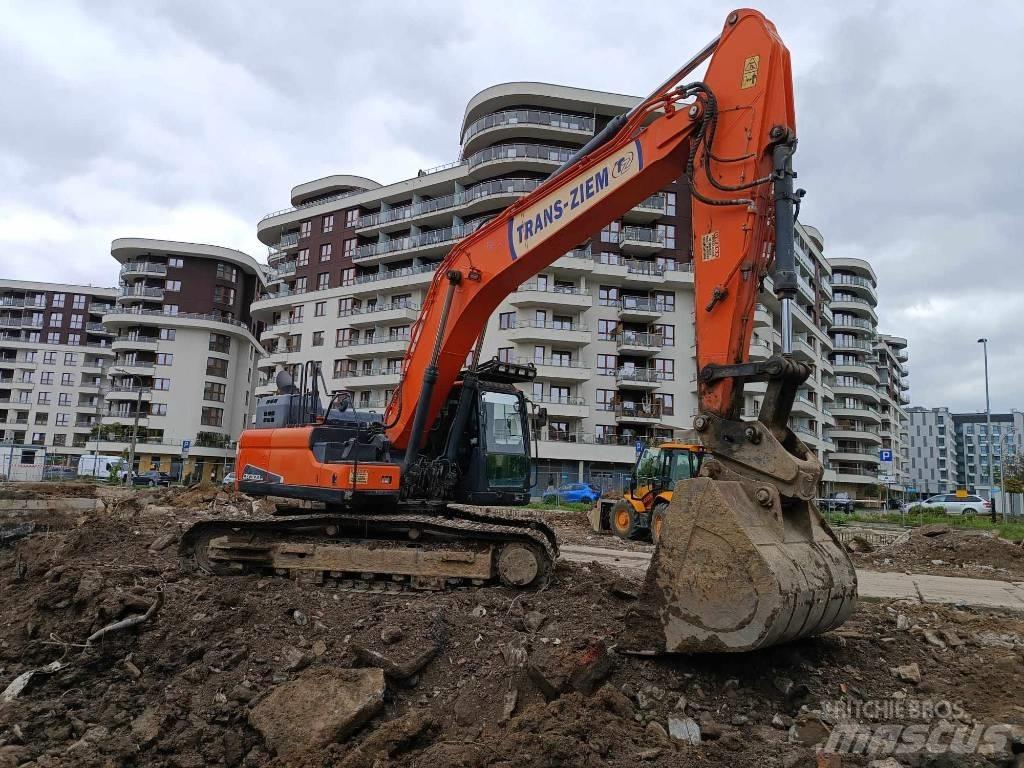 Doosan DX 300 LC-5 Гусеничні екскаватори