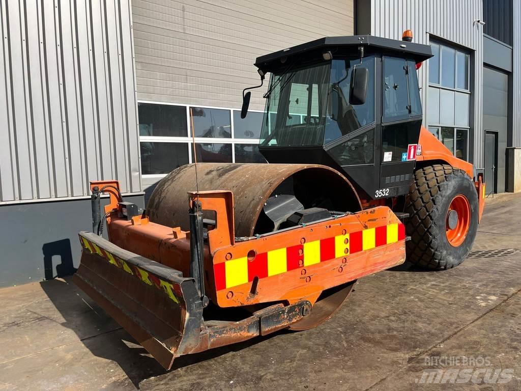 Dynapac CA302D Грунтові котки