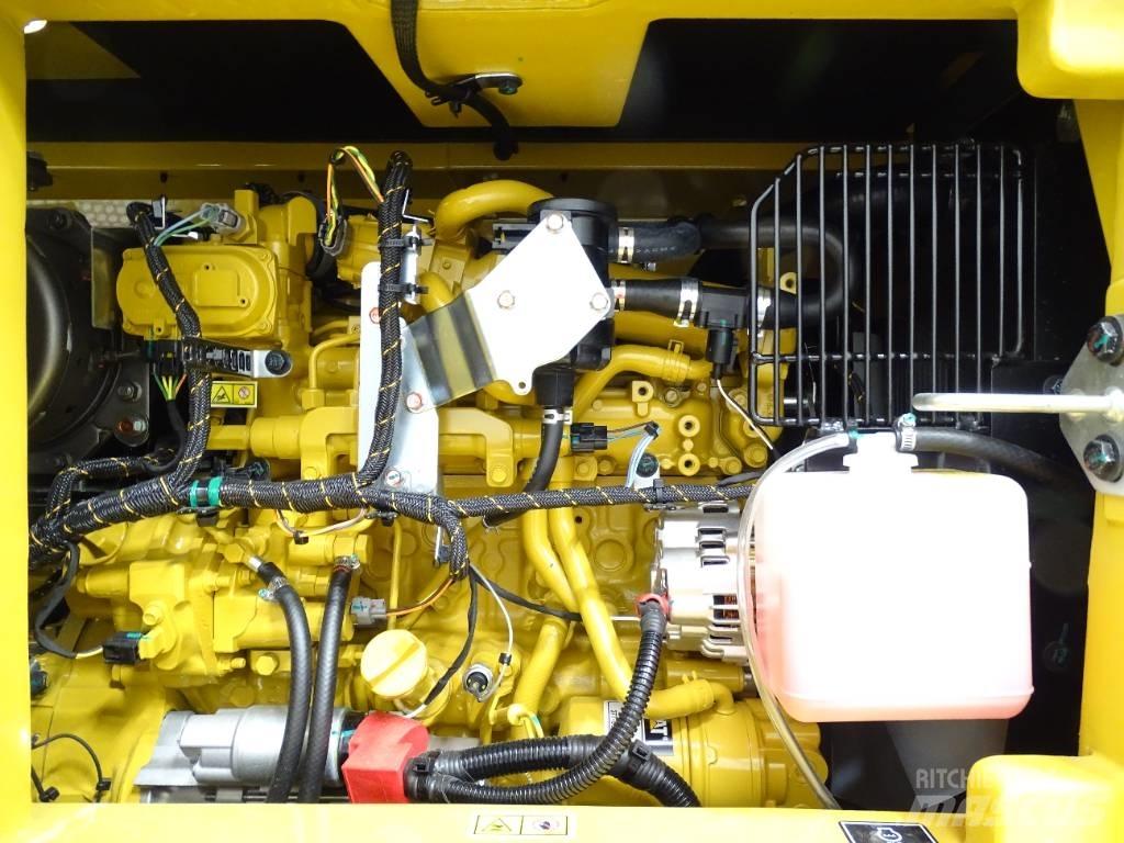 CAT 308 CR Середні екскаватори 7т. - 12т.