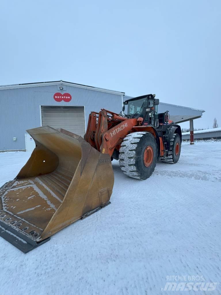 Hitachi ZW 370-6 Фронтальні навантажувачі