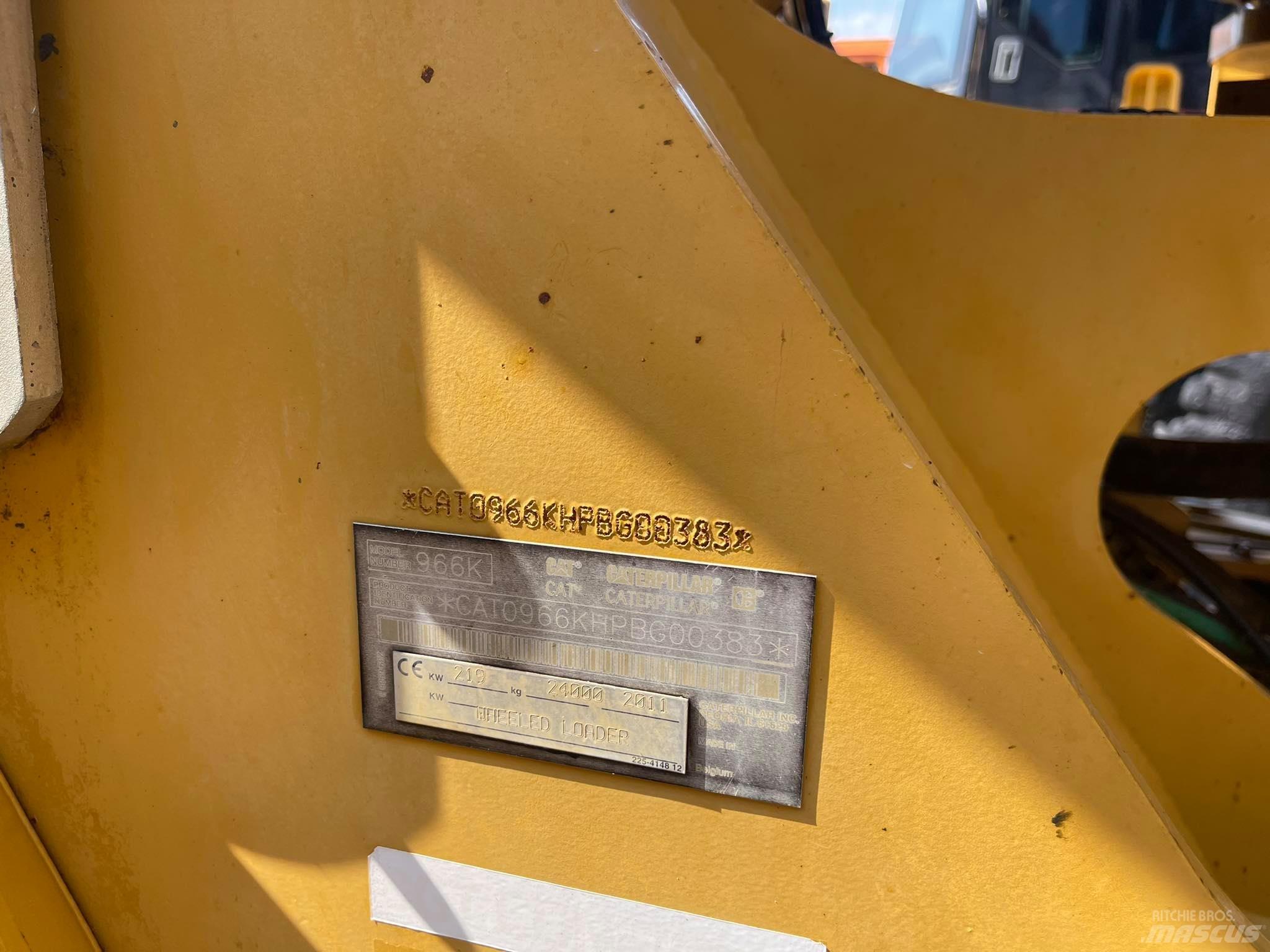 CAT 966K Фронтальні навантажувачі