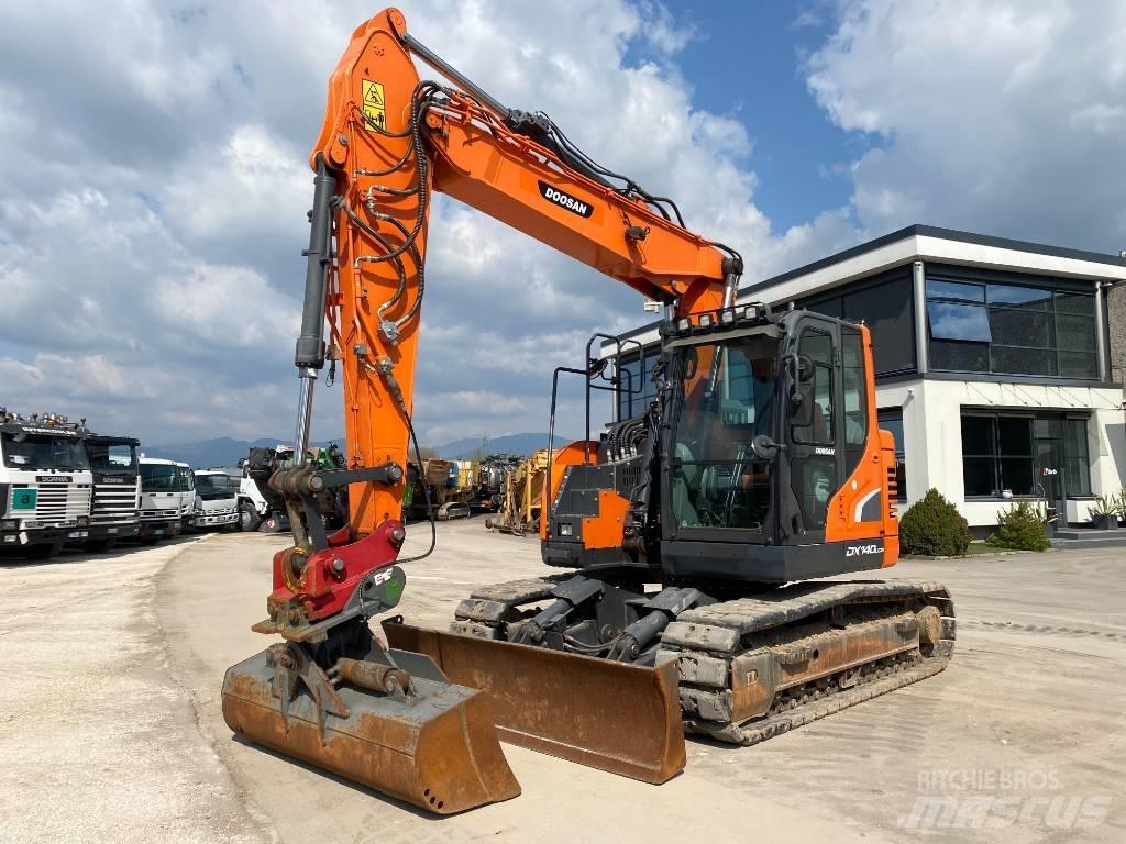 Doosan DX 140 LCR-5 Гусеничні екскаватори