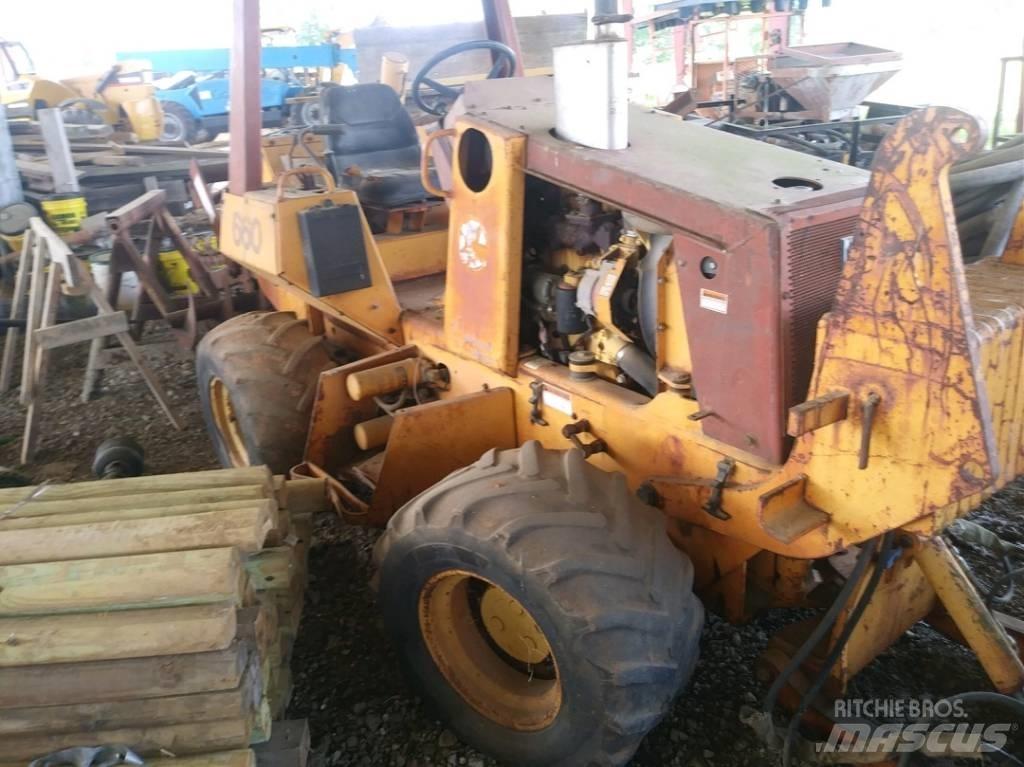 CASE 660 Канавокопачі