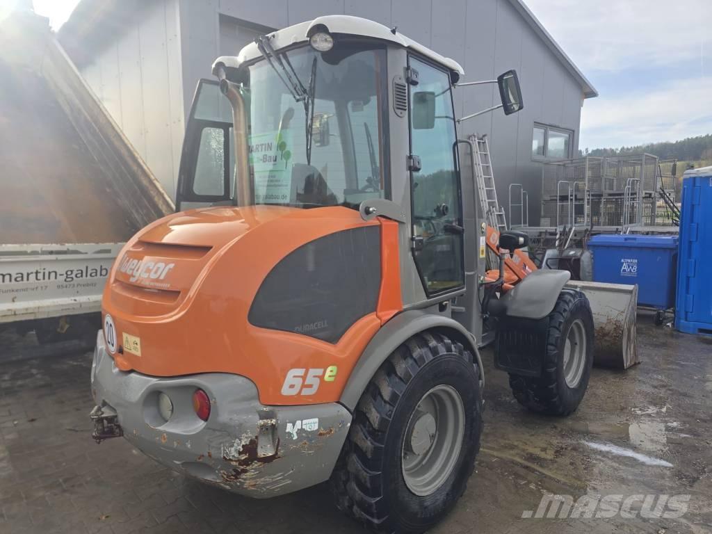 Atlas AR 65 Фронтальні навантажувачі